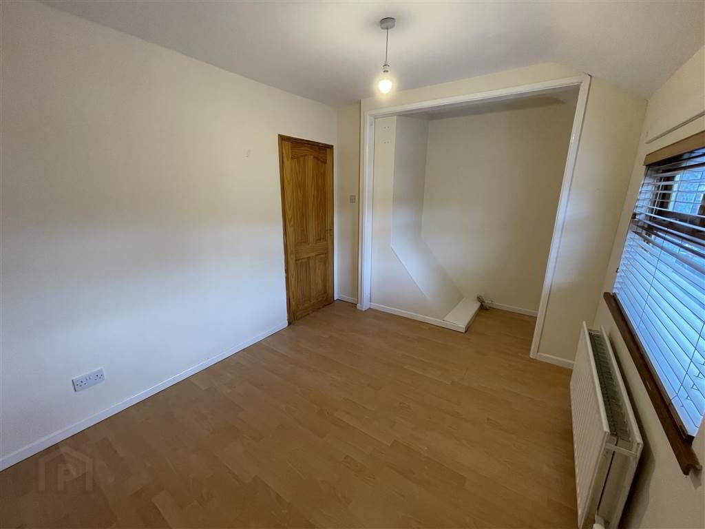95 St James Road 13 of 19