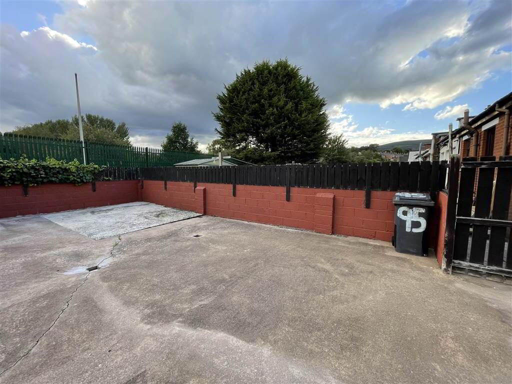 95 St James Road 18 of 19