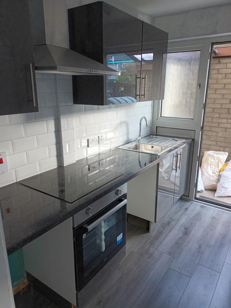 30 Model Avenue 2 of 6