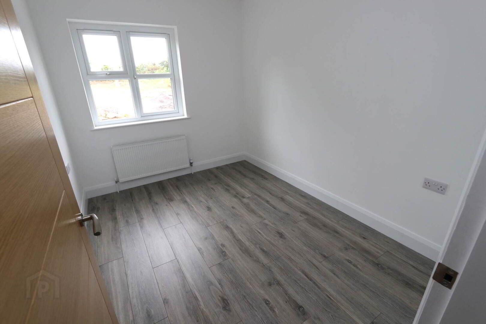 11 Castletown Brae 8 of 17