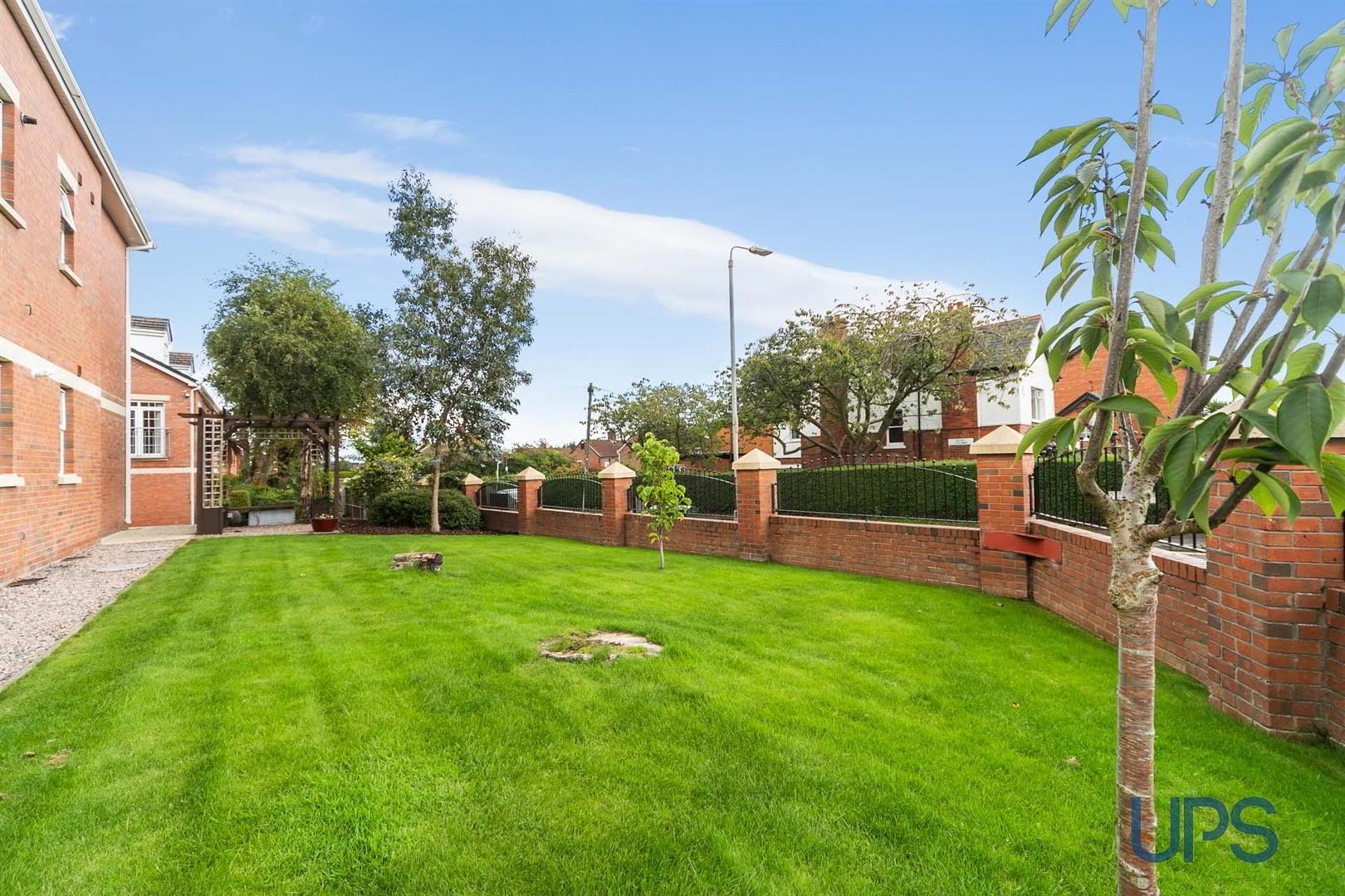 Apt 7 Kinlough House, 2a Stockmans Avenue 18 of 29