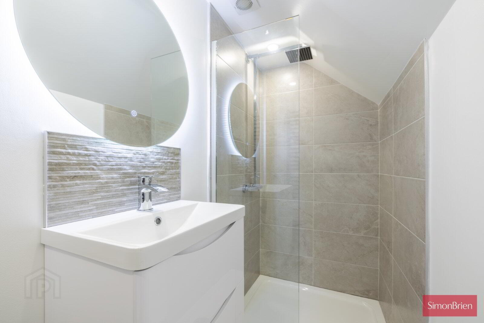 27 Fernbank Road 21 of 35