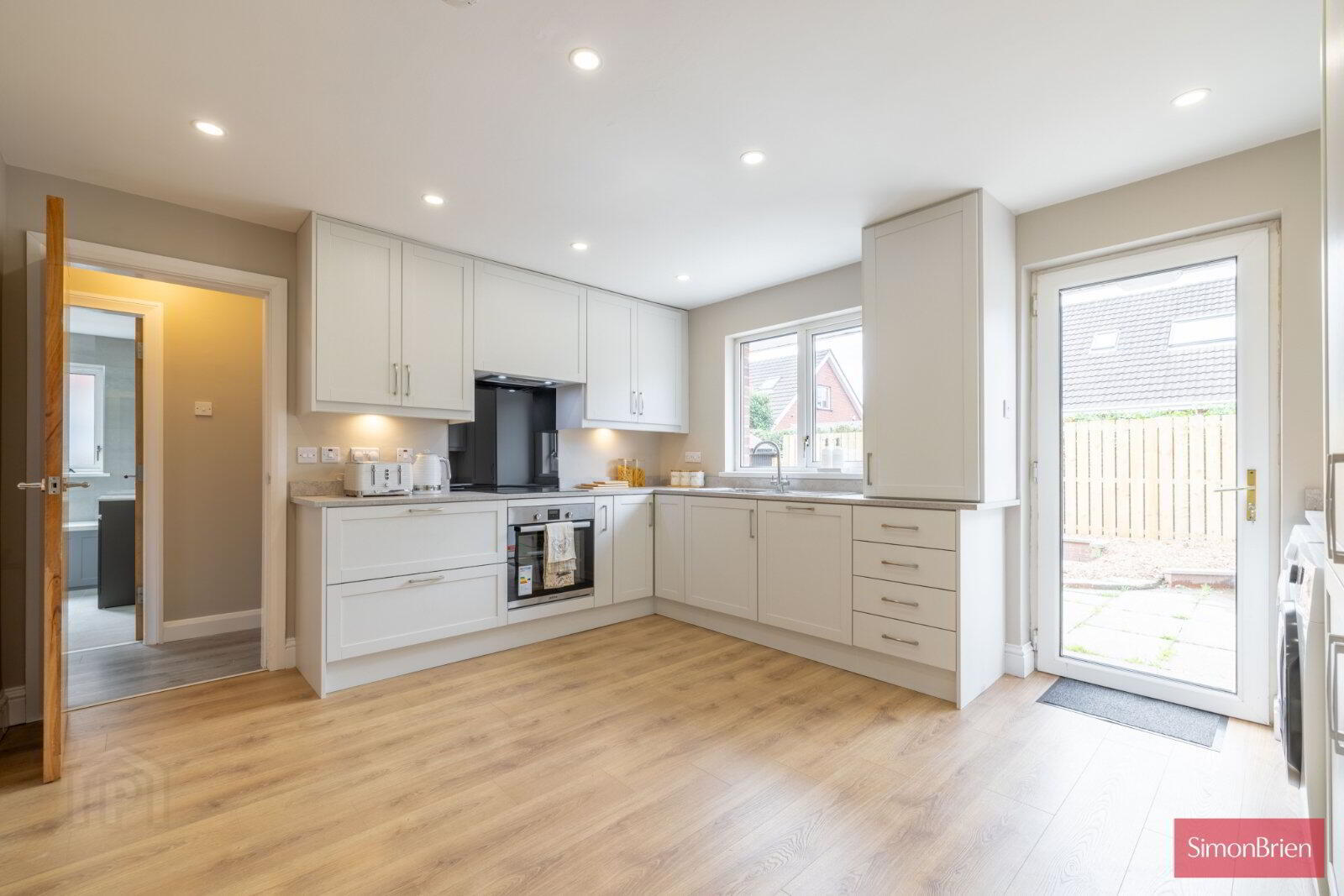 27 Fernbank Road 10 of 35