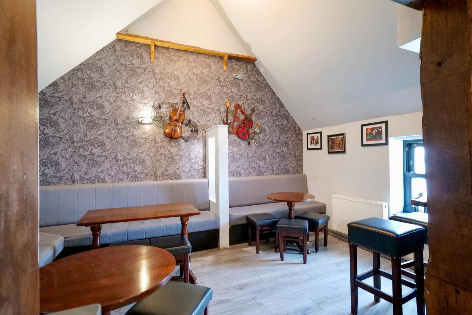 The Cottage Bar, Dromina 9 of 19