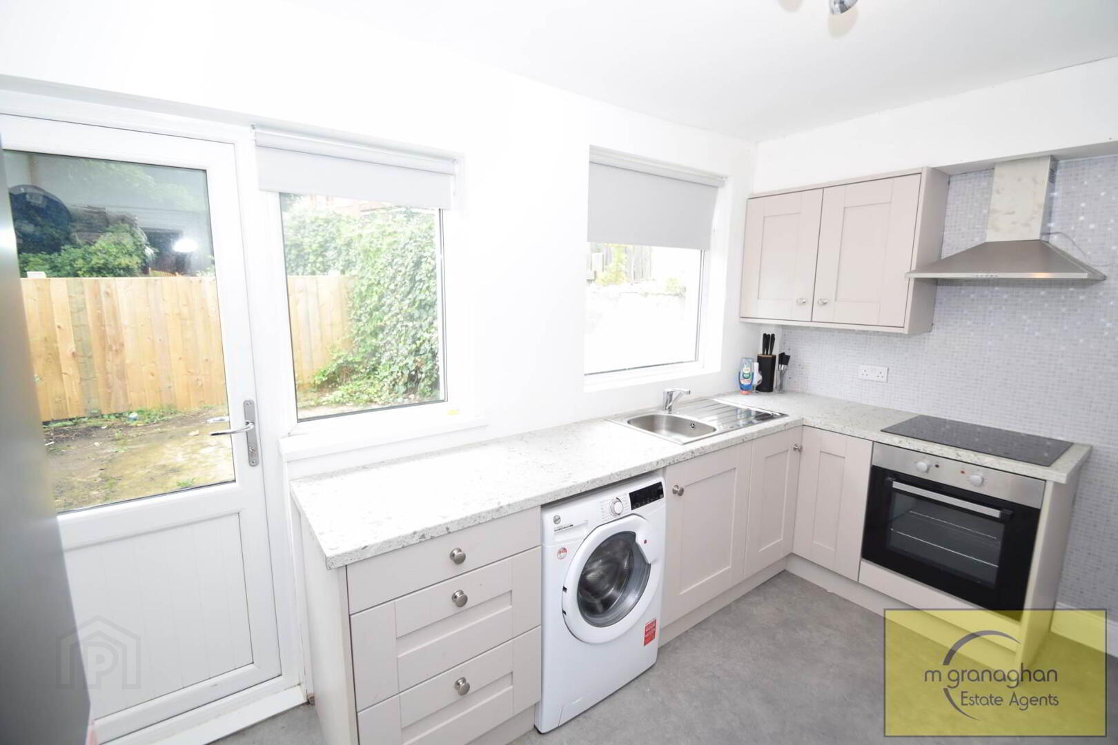 96 Upper Dunmurry Lane 6 of 16