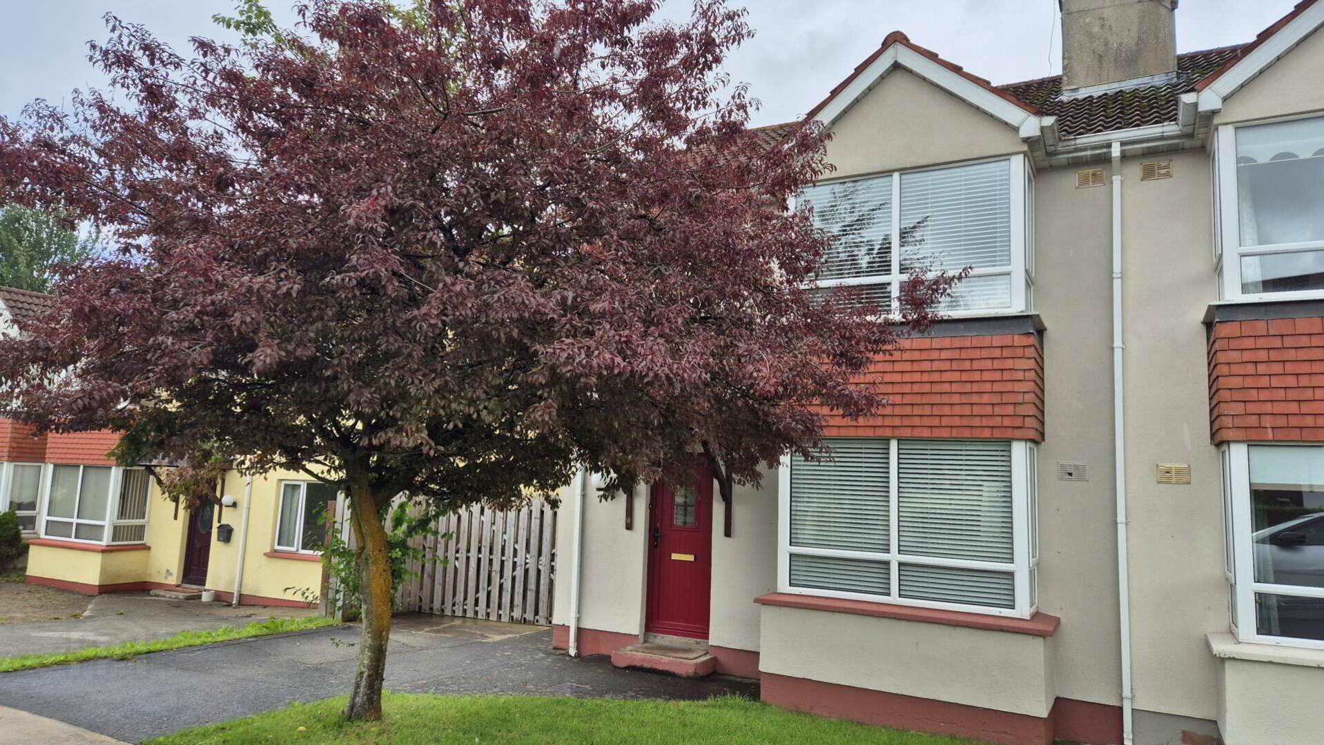 30 Whitethorn Grove 1 of 23