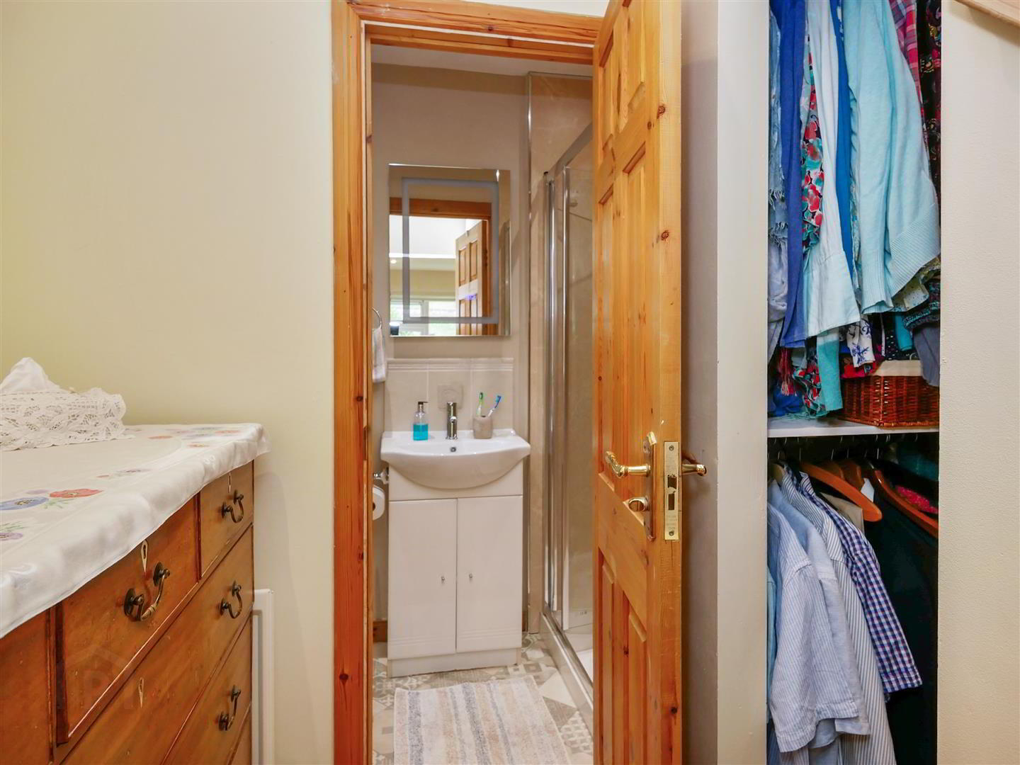 30 Beechgrove Avenue 13 of 30