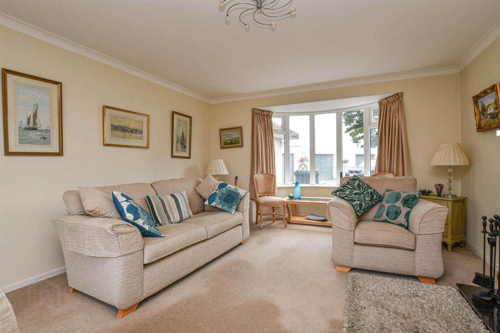118 Comber Road 7 of 36