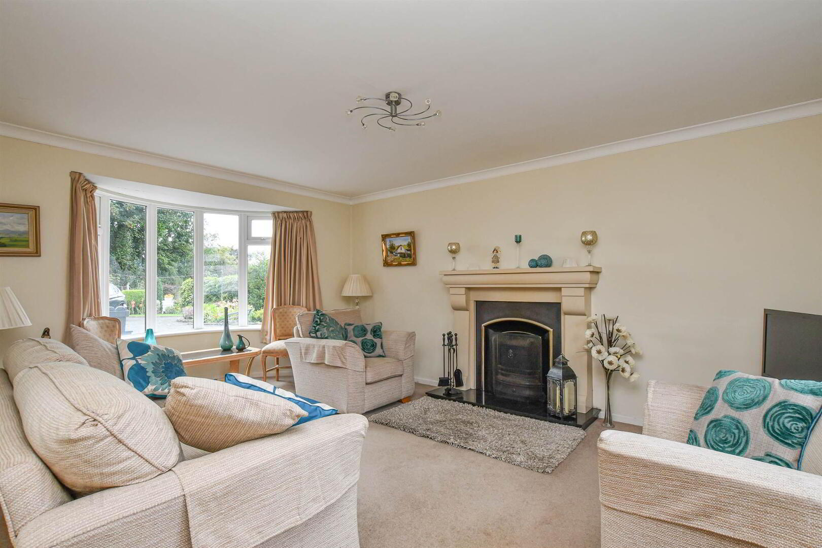 118 Comber Road 6 of 36