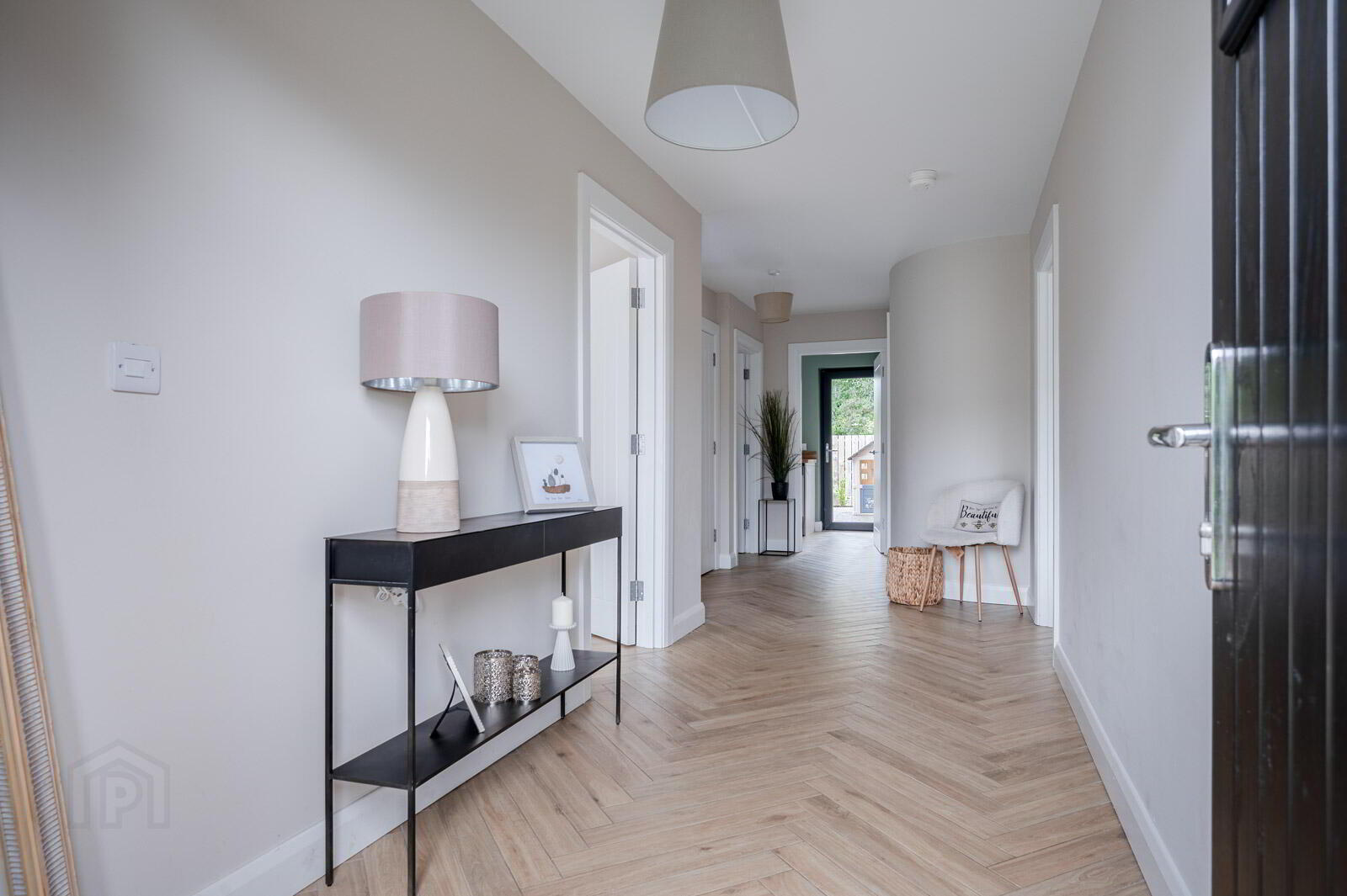 10a Meadow Park 2 of 36