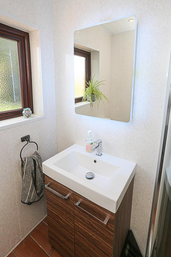 33 Sinclair Road 21 of 26