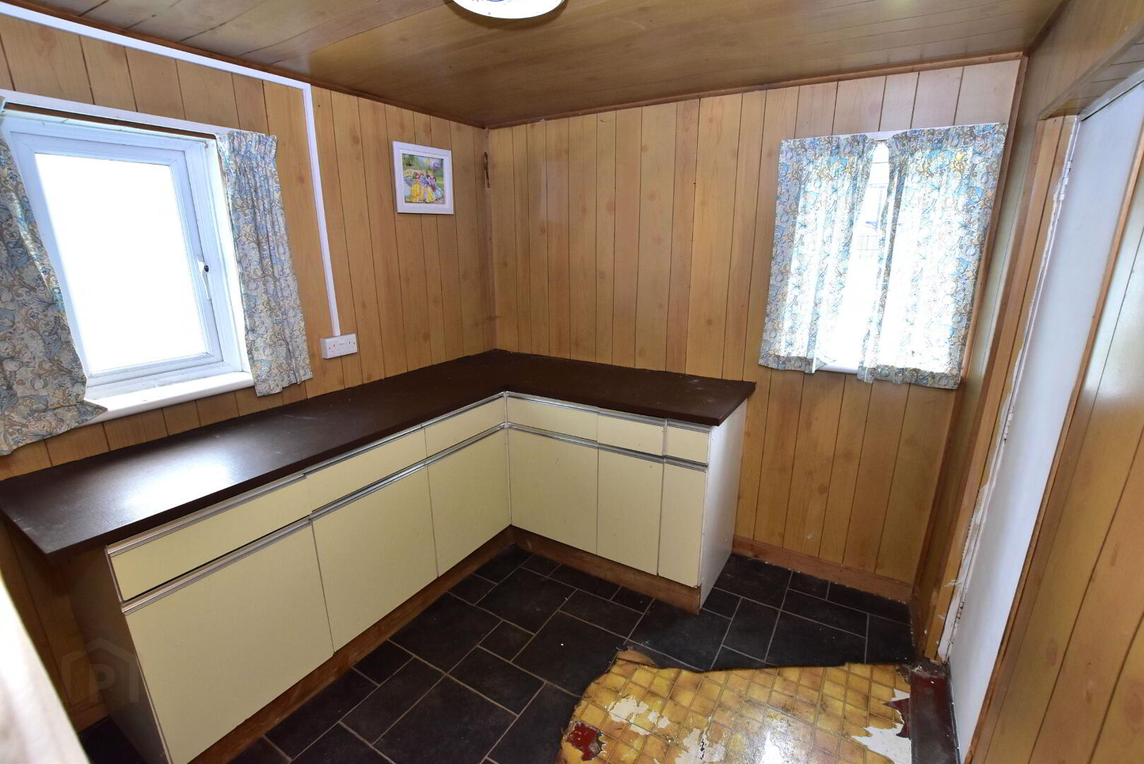 4 Waverley Avenue 15 of 15