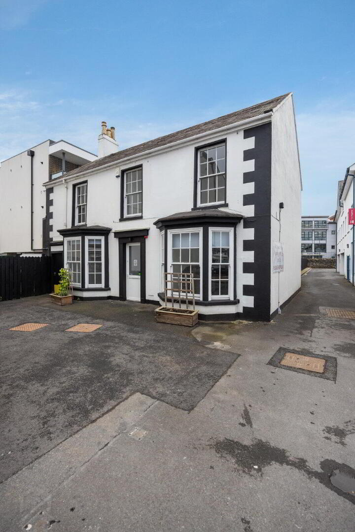 Auburn House, 126 High Street 28 of 30
