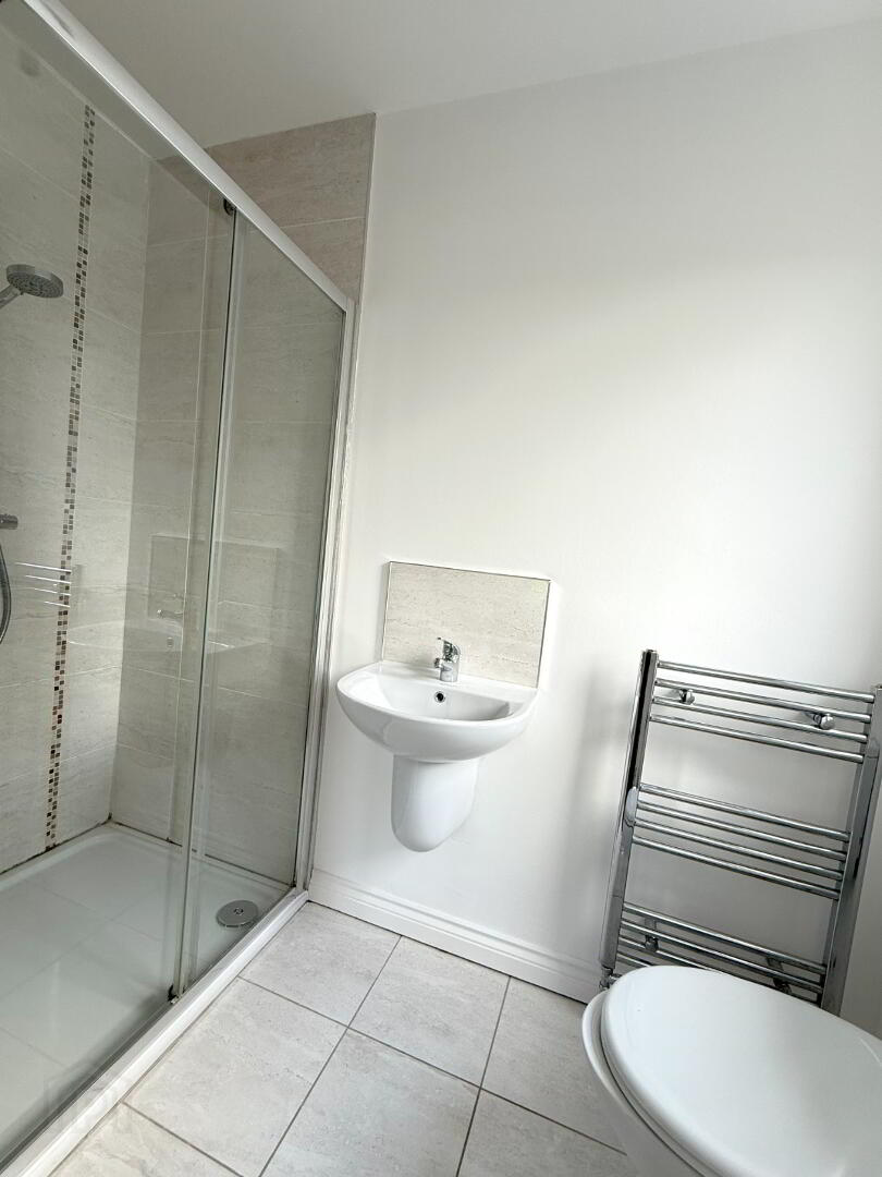 42 Pond Park Avenue 13 of 20