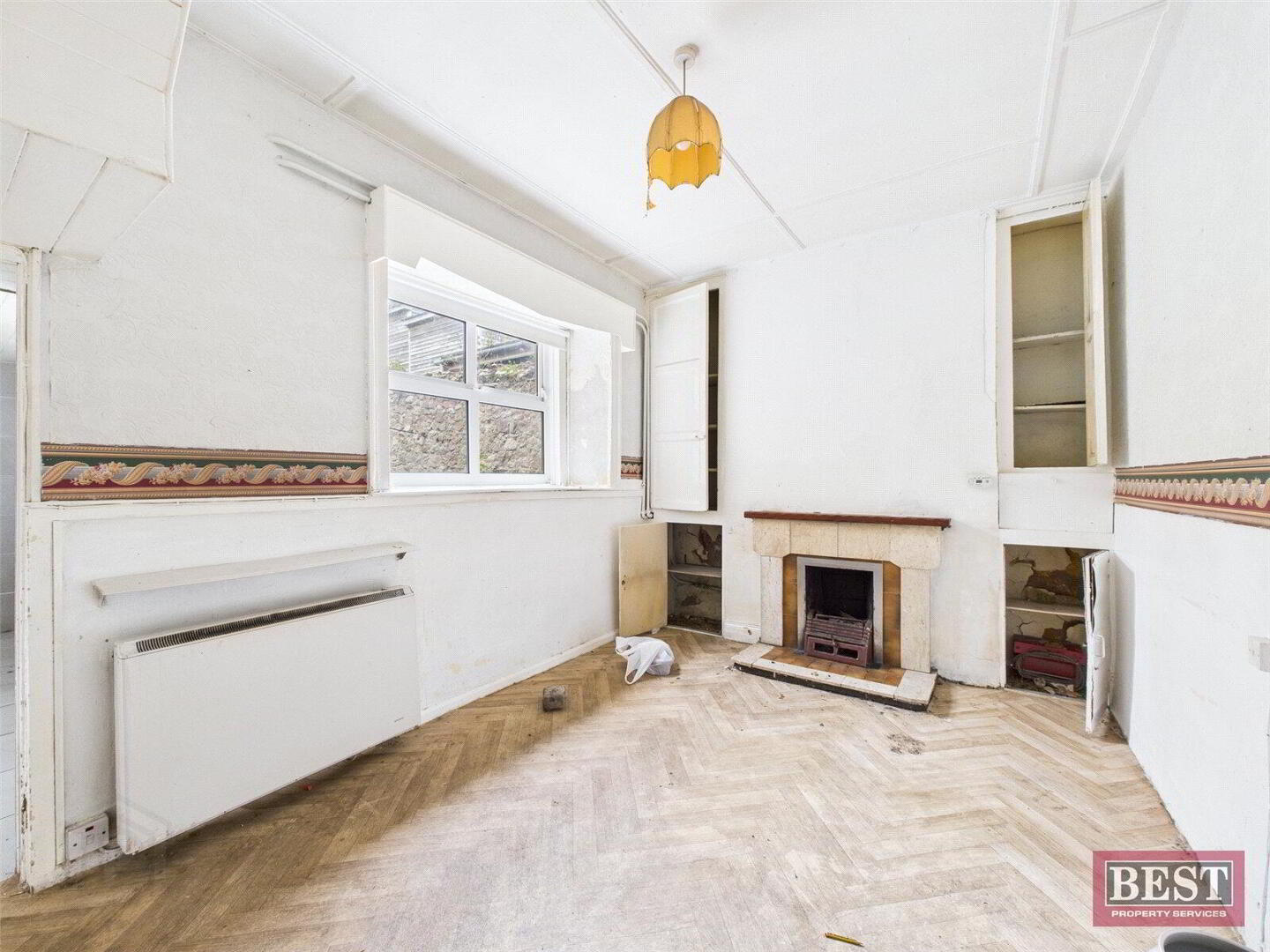 2 Catherine Street 3 of 9