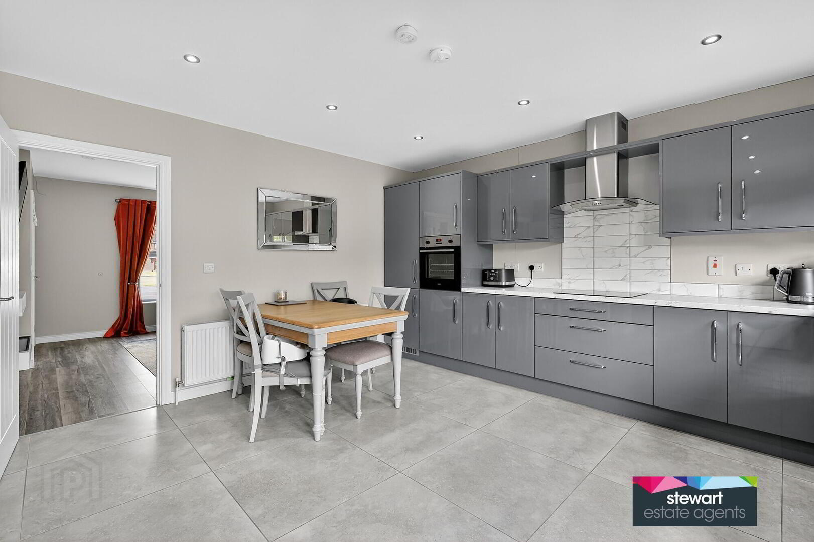 8 Glebe Close 8 of 25
