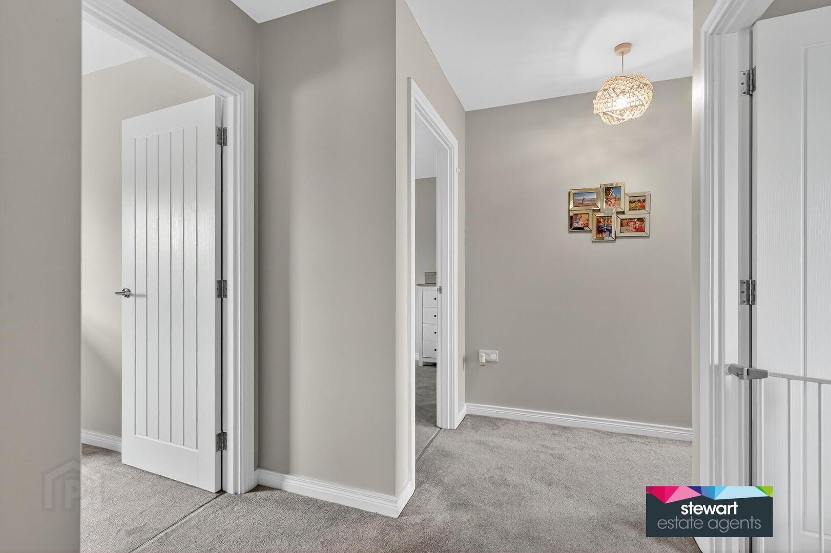 8 Glebe Close 13 of 25