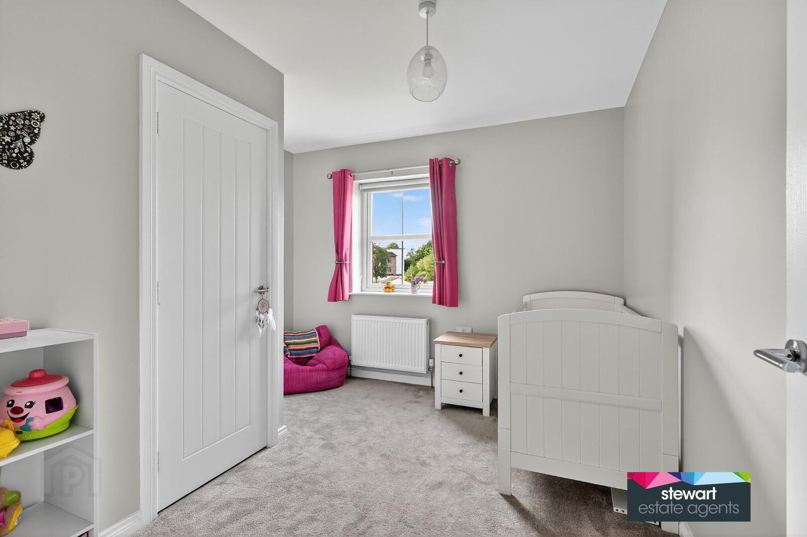8 Glebe Close 20 of 25
