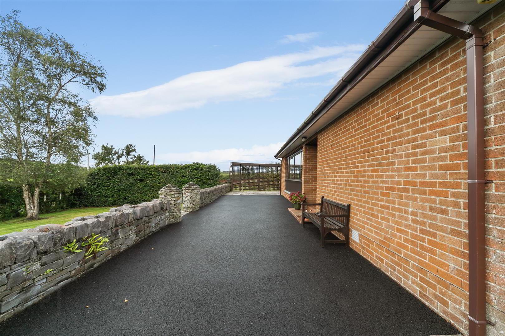 39 Drennan Road 29 of 34