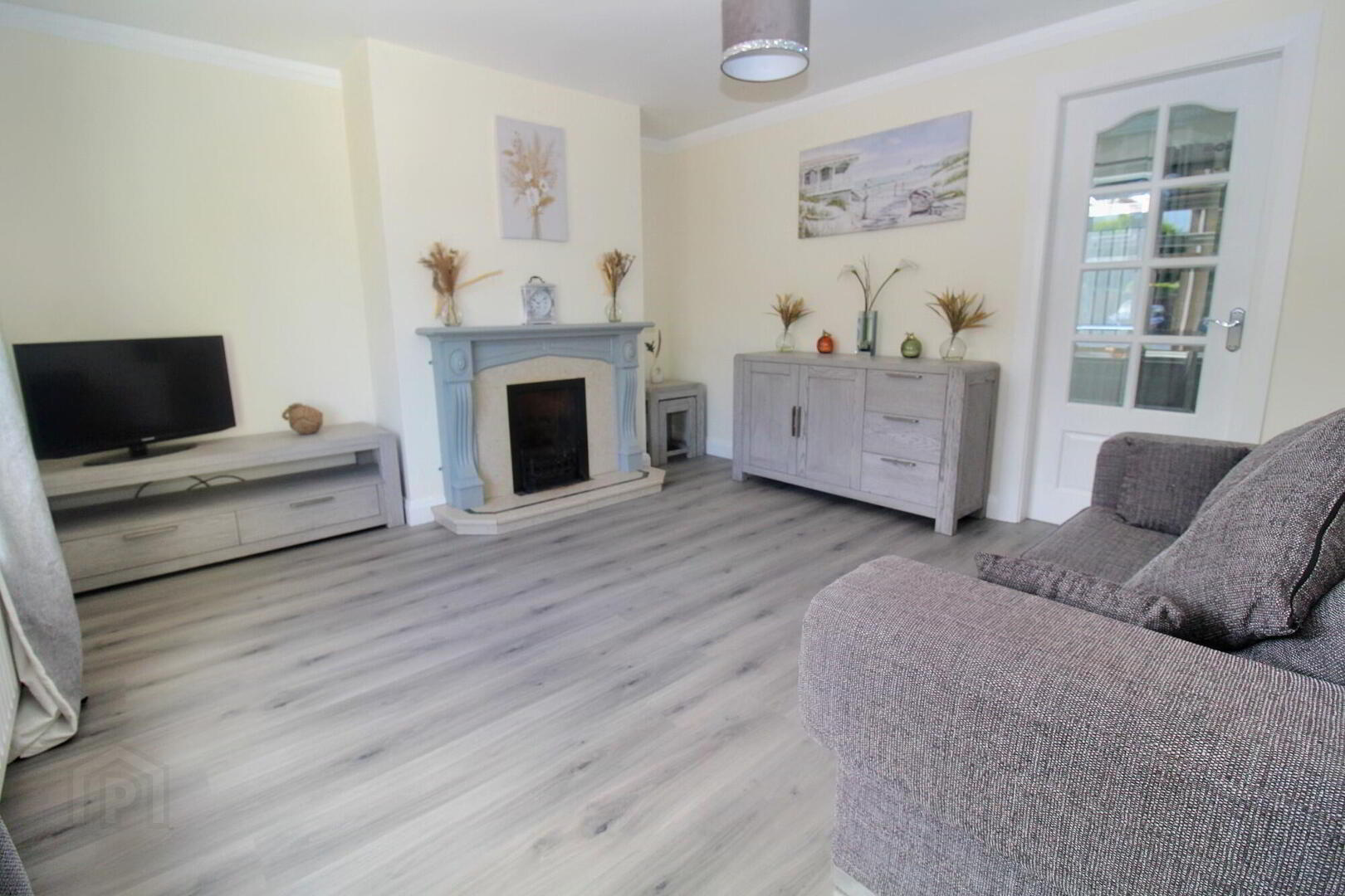 15 Donard Avenue 3 of 14