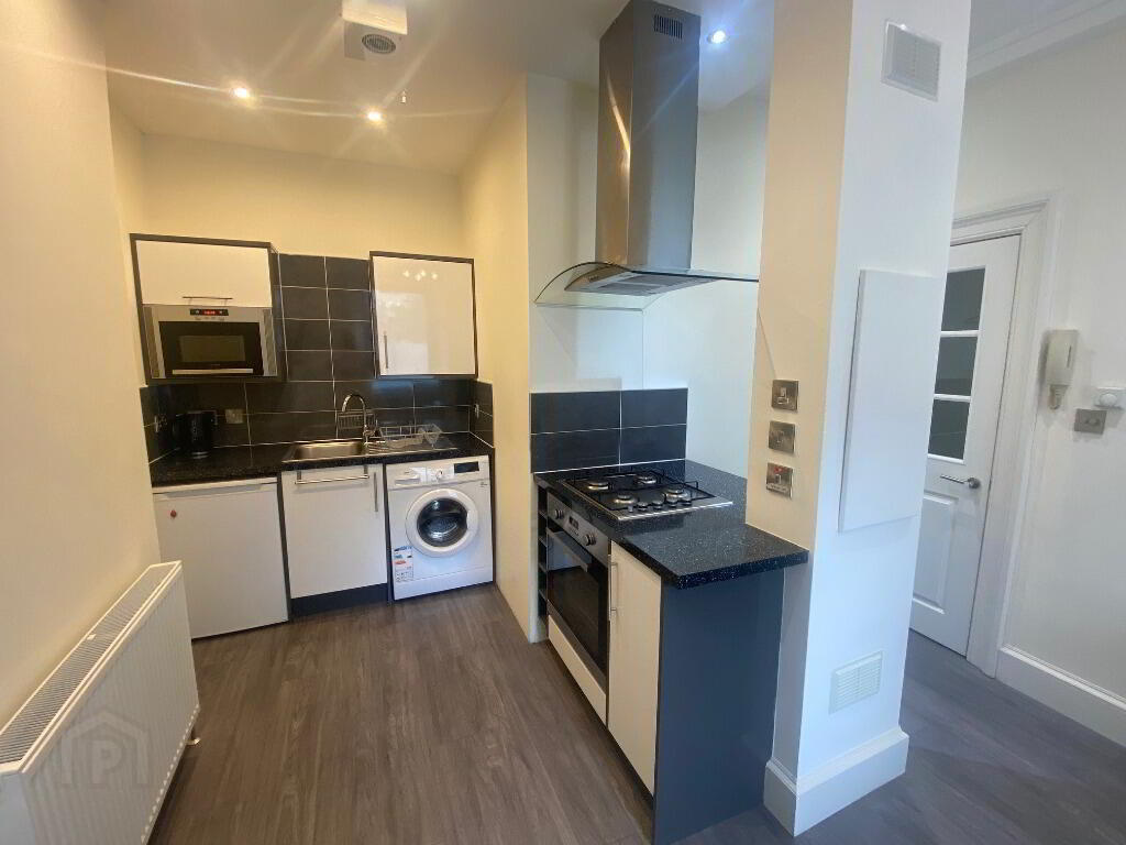 21 Caledonian Crescent 4 of 9