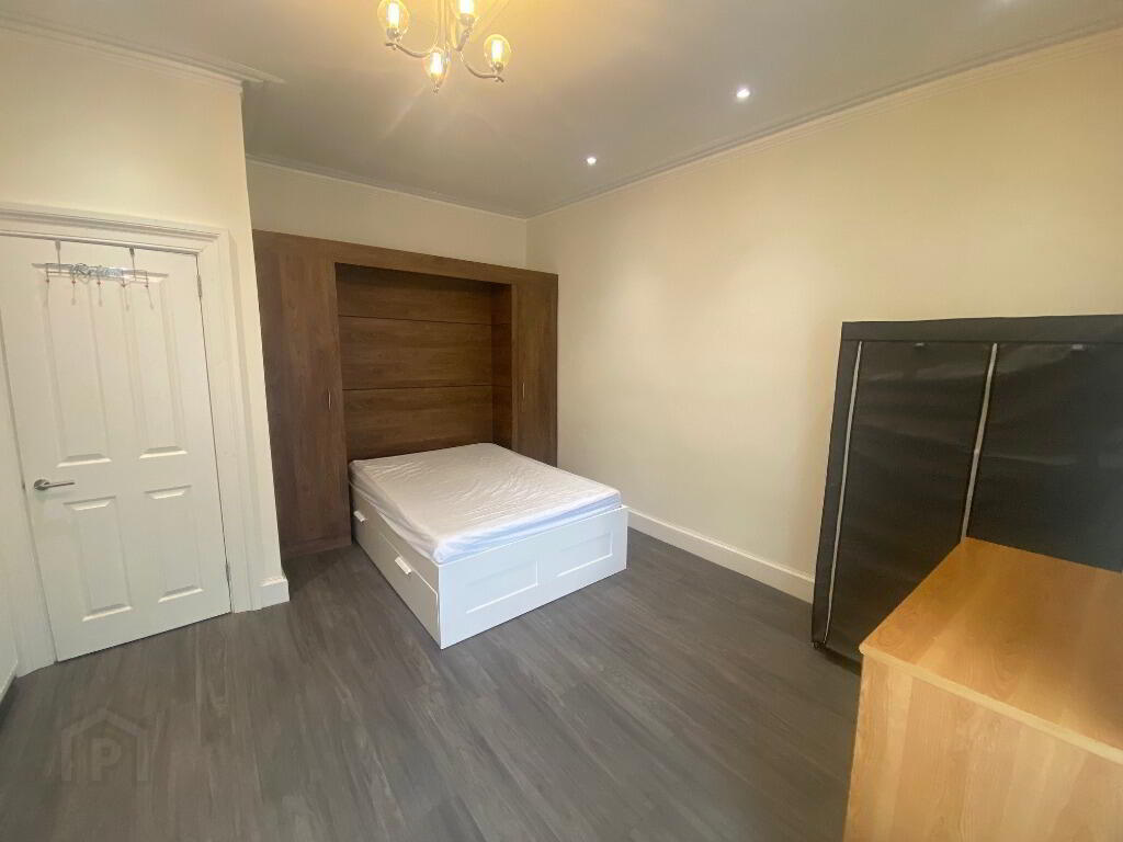 21 Caledonian Crescent 6 of 9