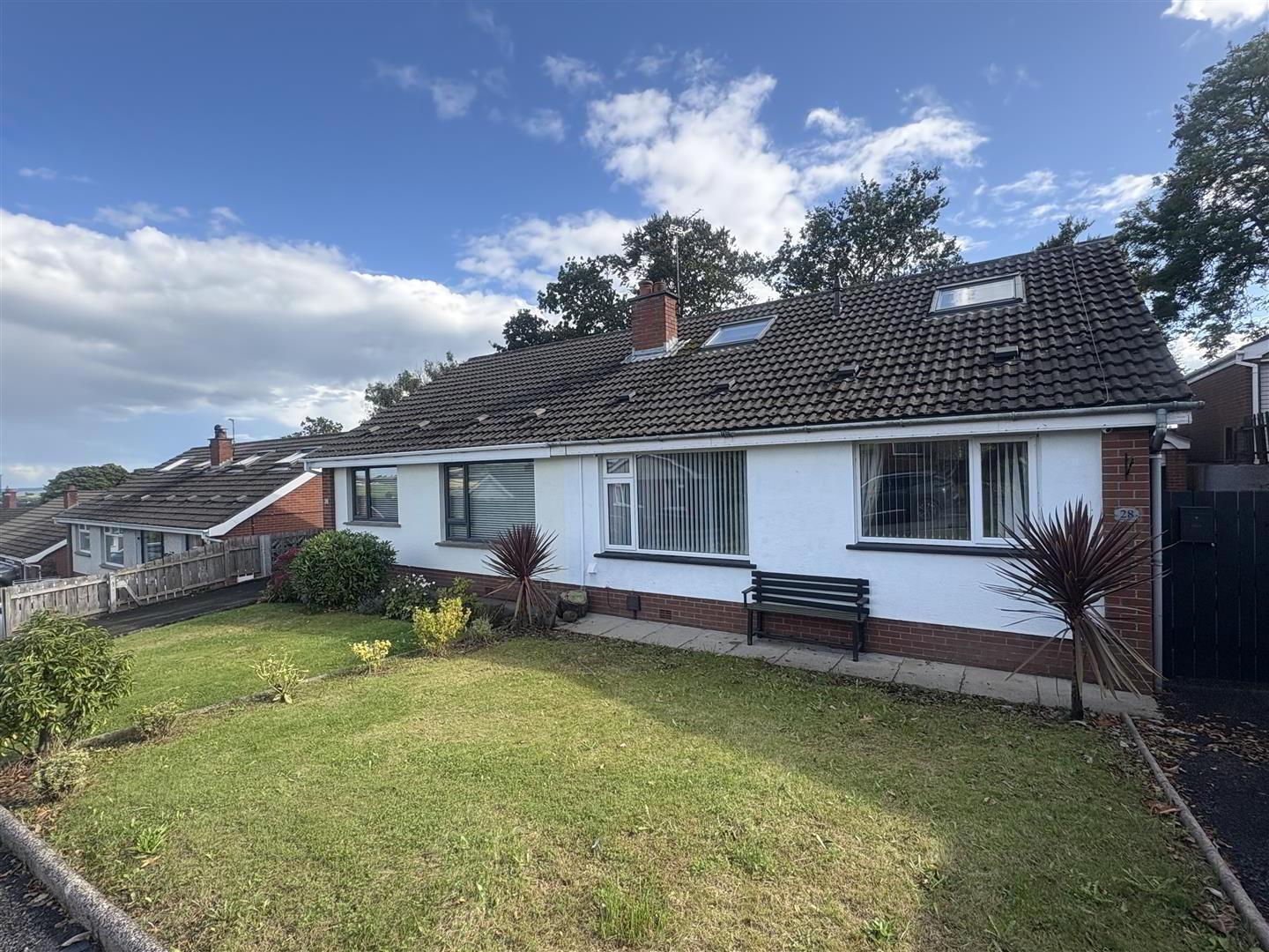 28 Heathermount Court 1 of 16