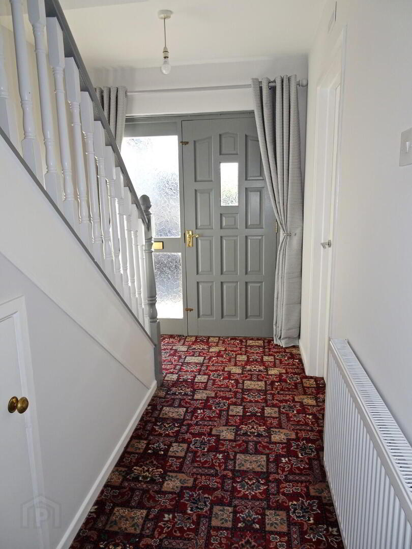 32 Abbey View 2 of 12