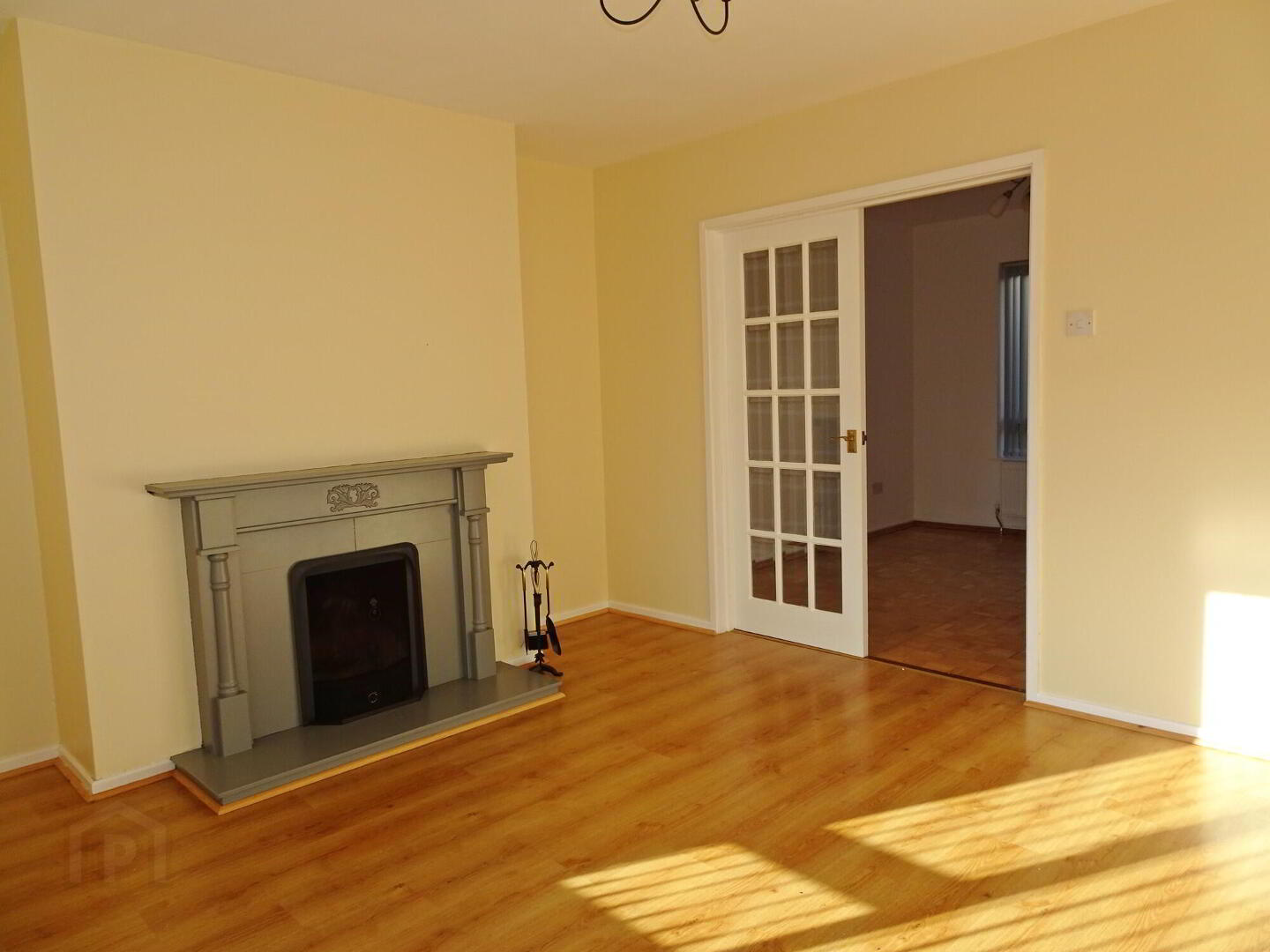 32 Abbey View 5 of 12
