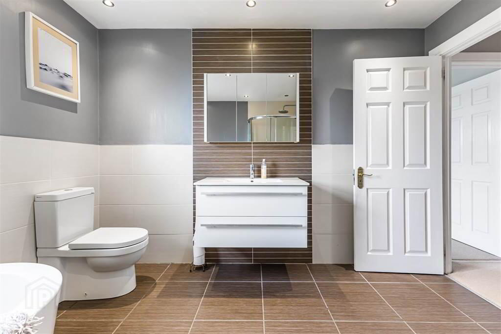 1 Belmont Court 23 of 31