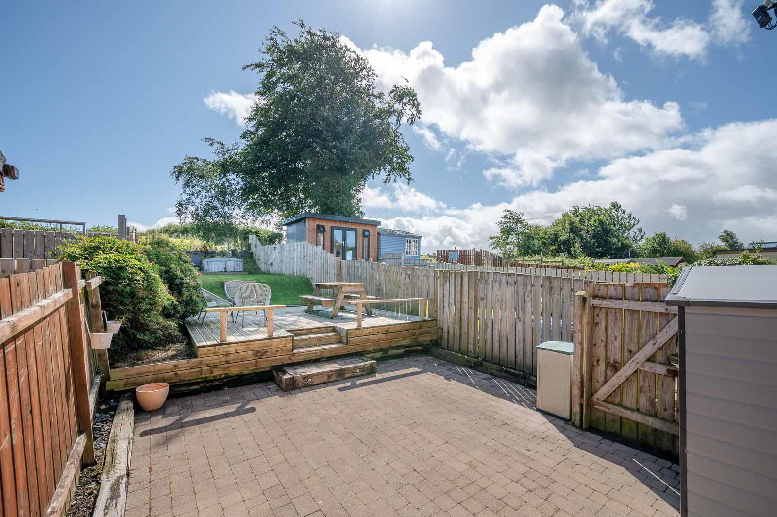 85 Stonebridge Gardens 16 of 20