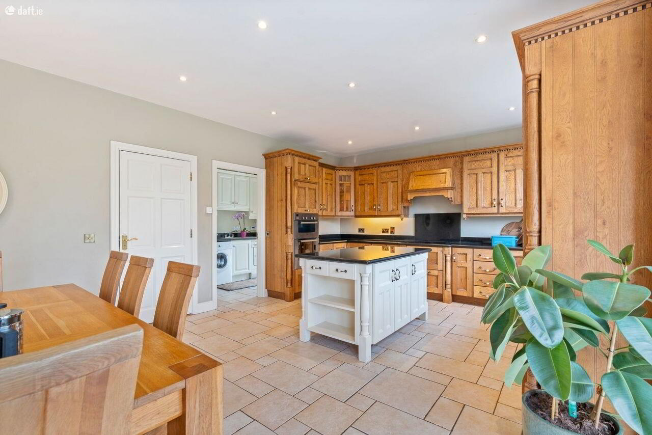 39 Heatherfield 40 of 57