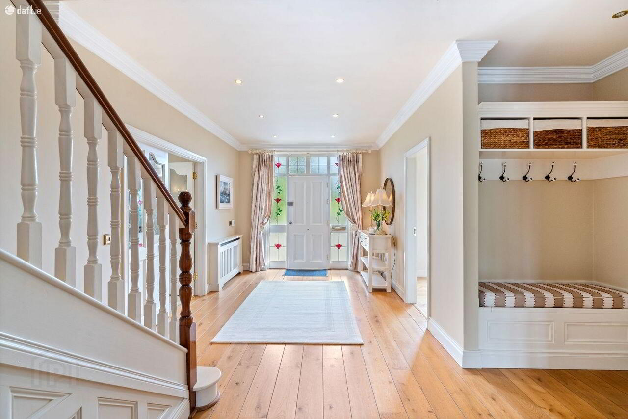 39 Heatherfield 33 of 57