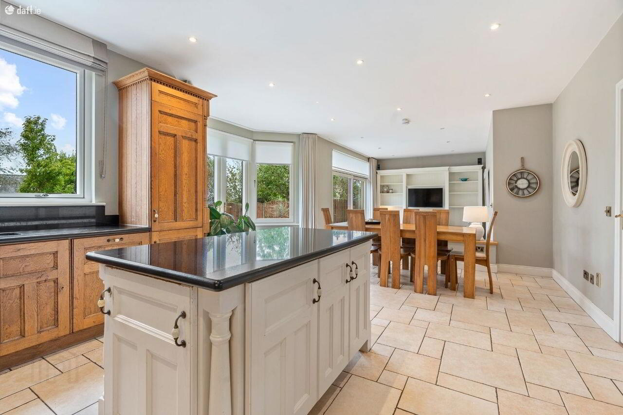 39 Heatherfield 43 of 57