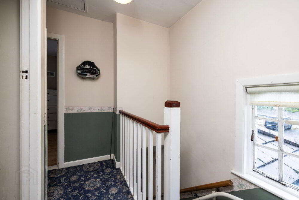 1 Ferndale Avenue 19 of 35