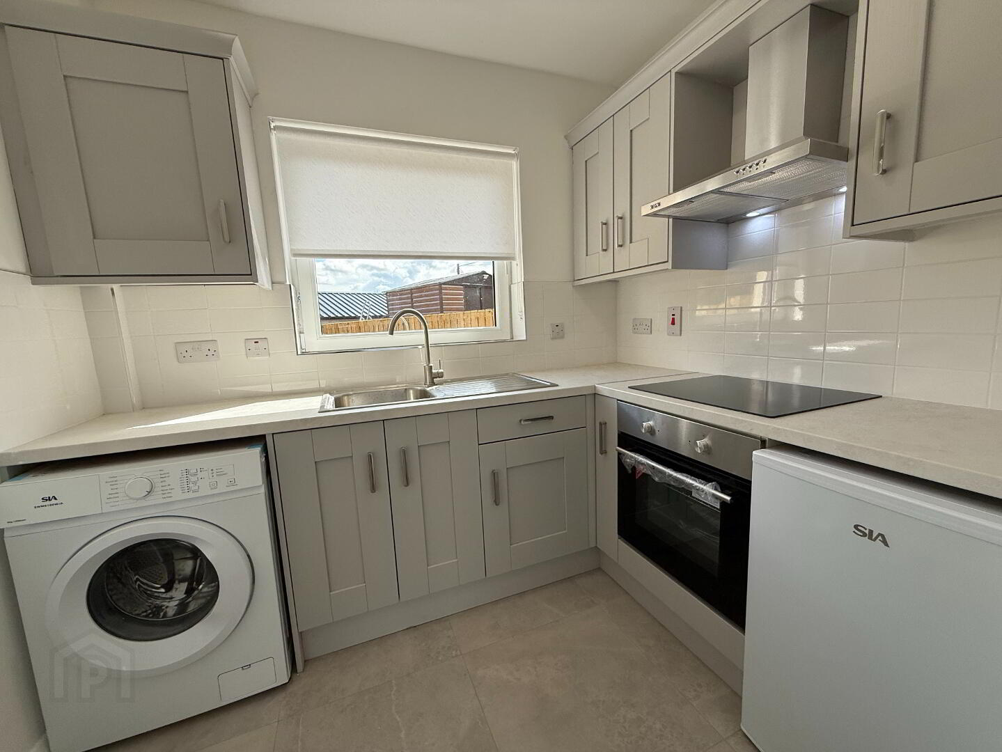 6 Ardmore Road 4 of 8