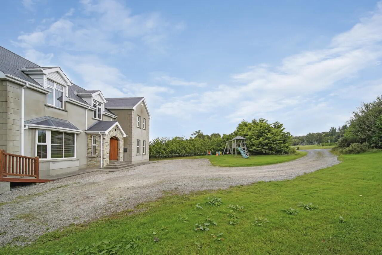 Dromore Lower 3 of 36