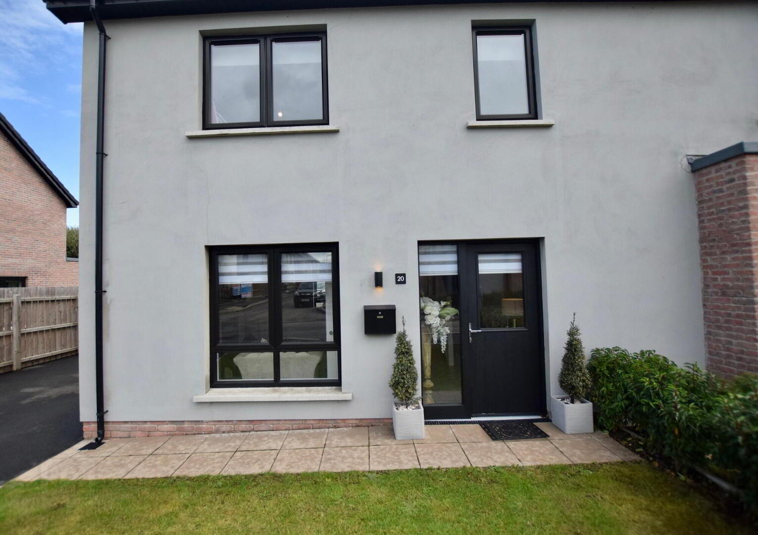 property description image