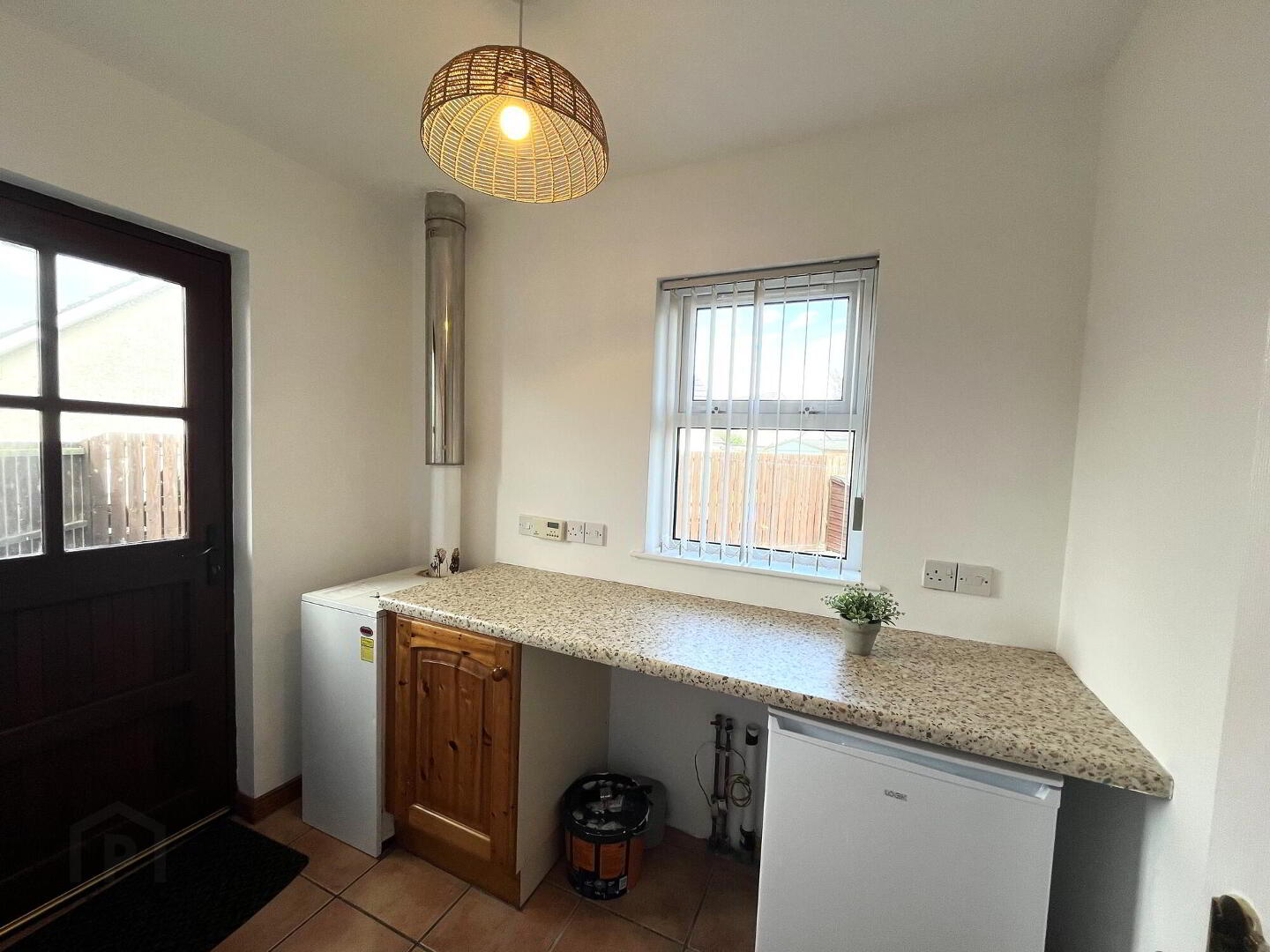 57 Primrose Gardens 9 of 16