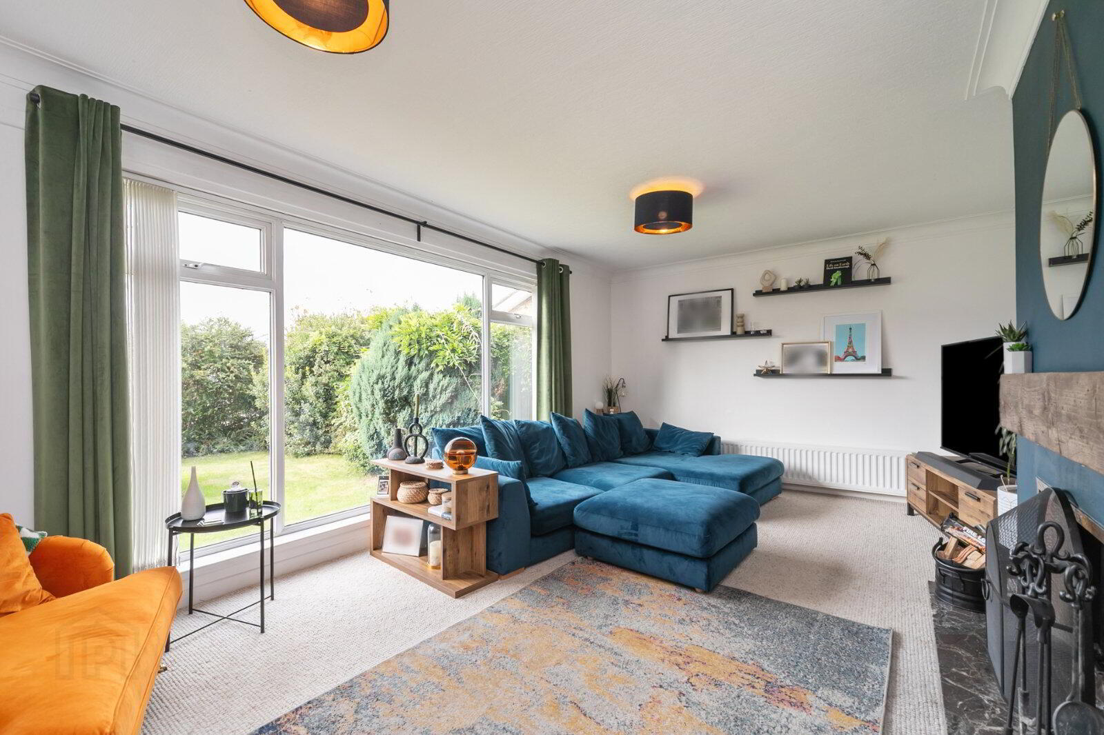 141 Hillsborough Road 2 of 17