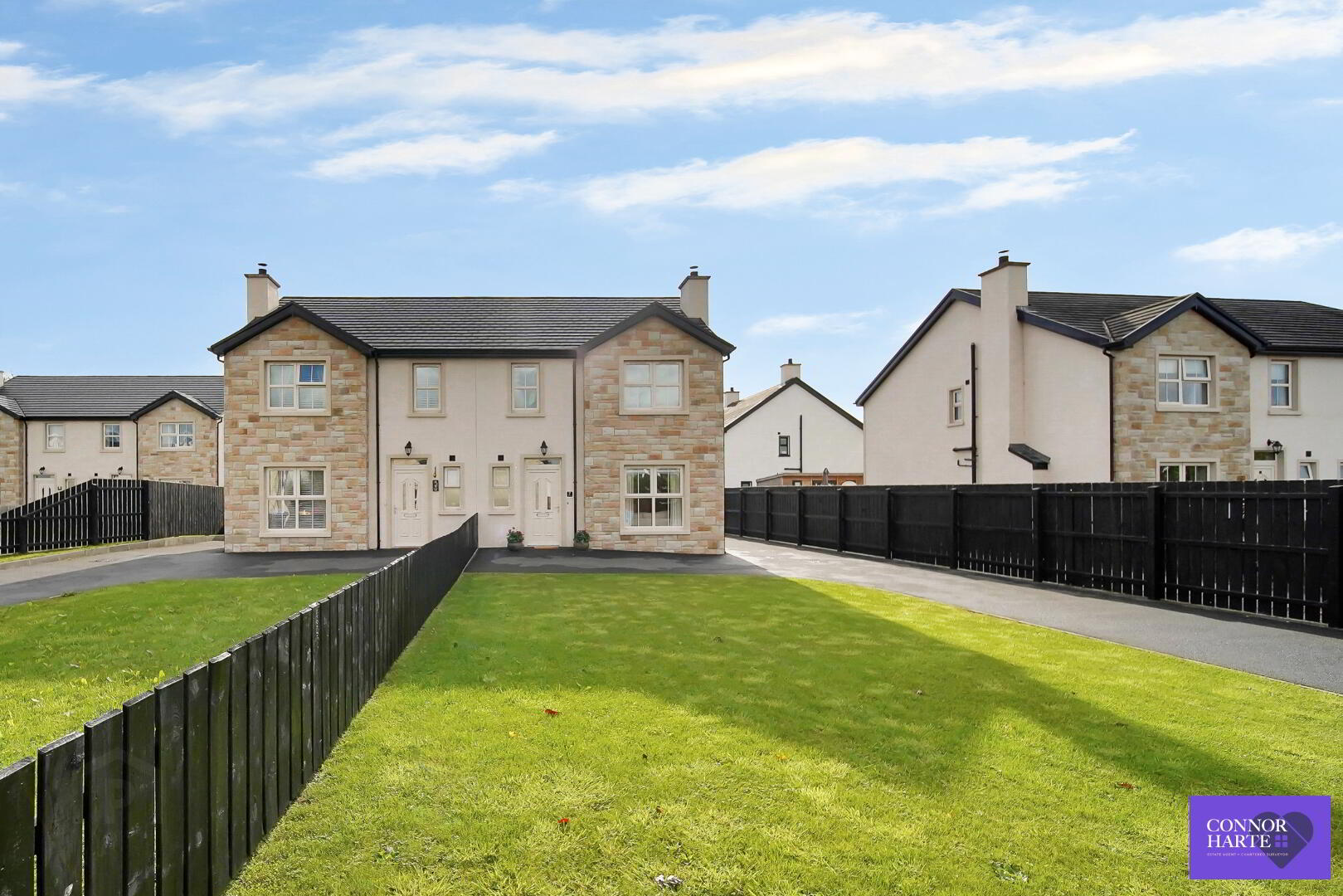 7 Kiltagh Manor 1 of 37
