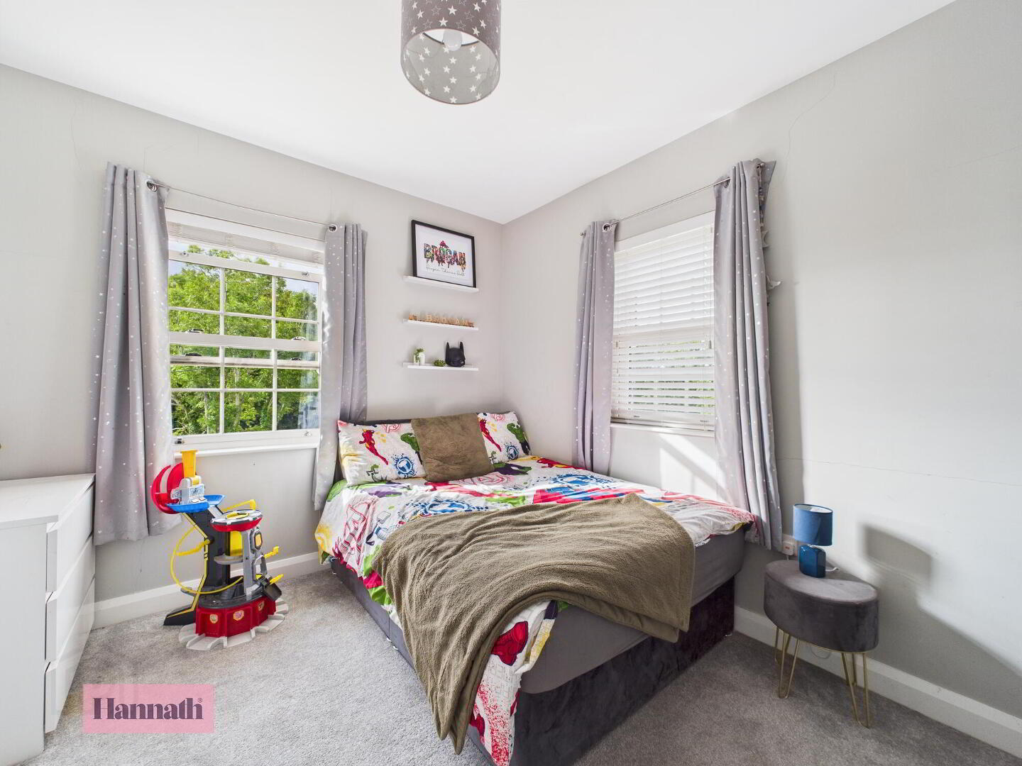 15 Bracken Hall 19 of 28