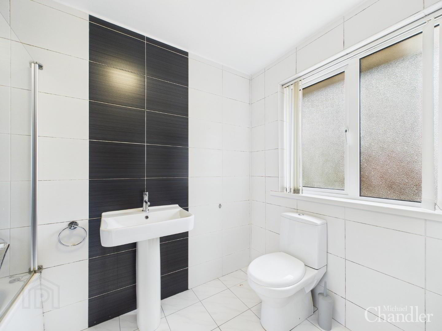 7 Ravenhill Gardens 14 of 20