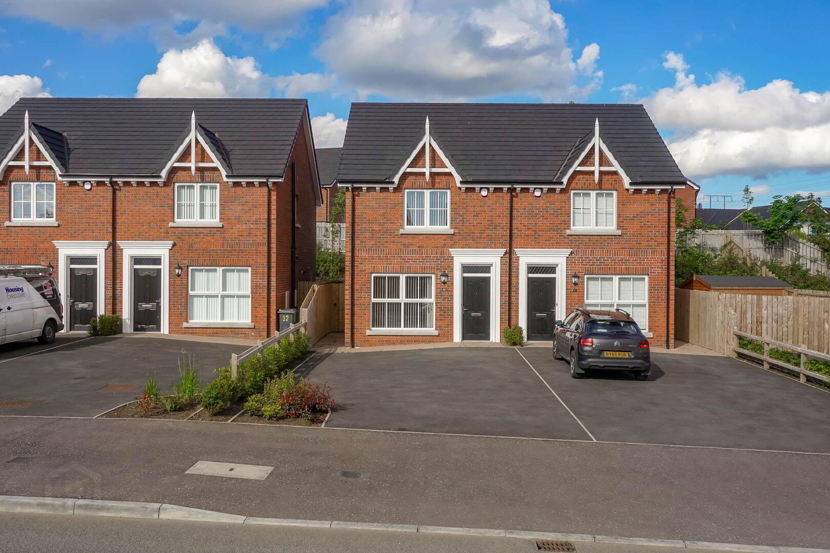 30 Sir Richard Wallace Road 1 of 12