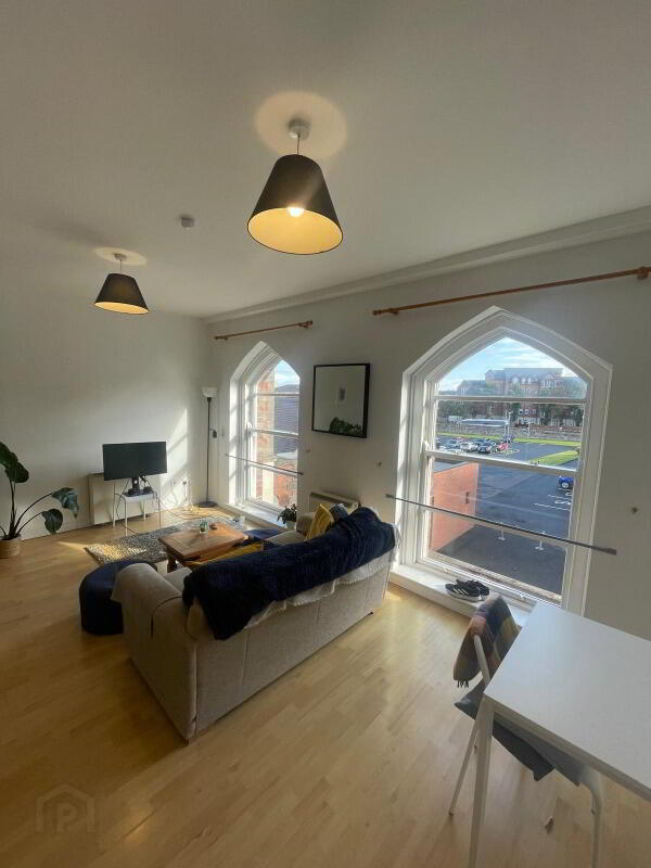 Apt 21, 48 Rossmore Drive 4 of 9