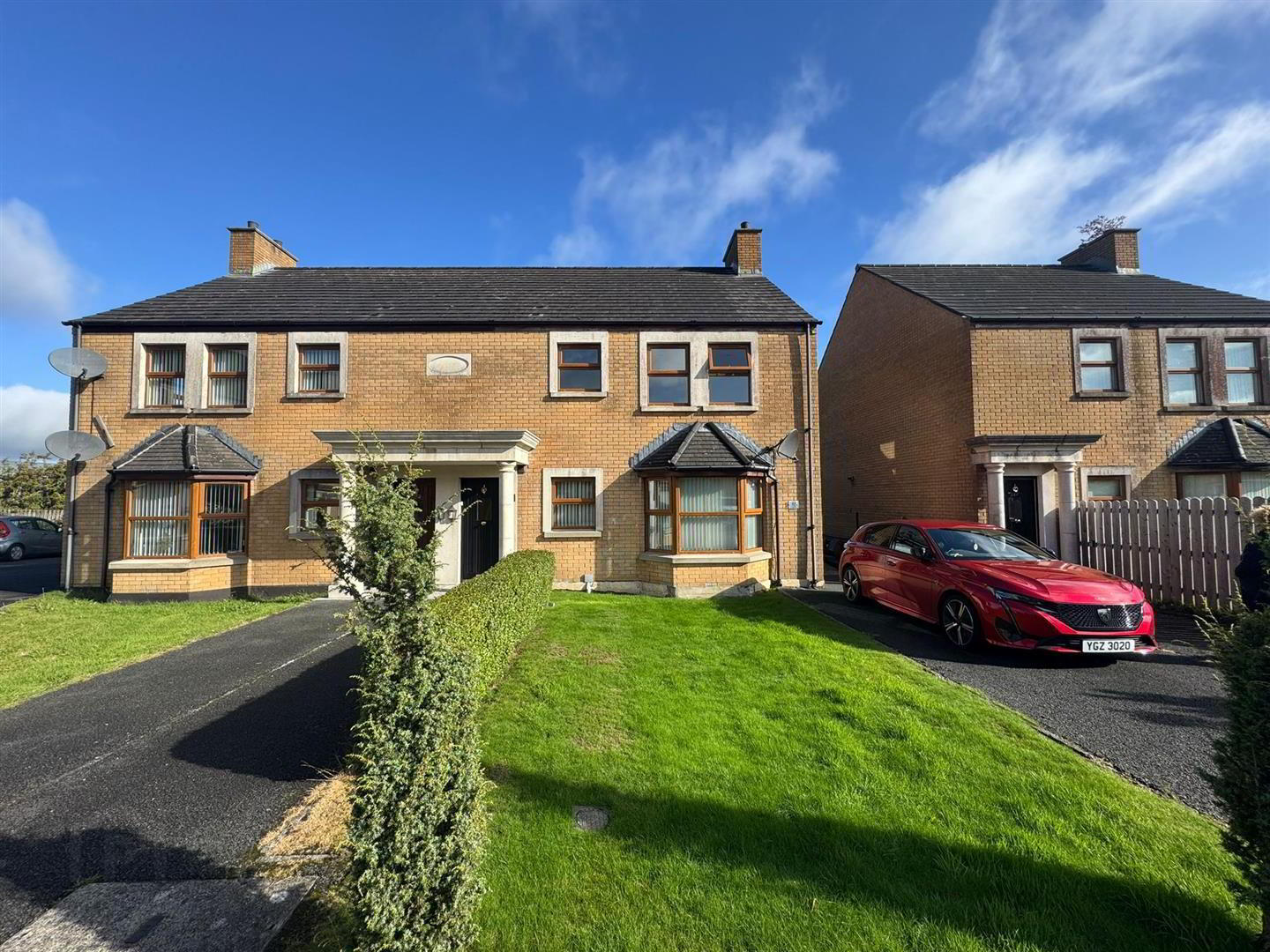 24 Aylesbury Court 1 of 10