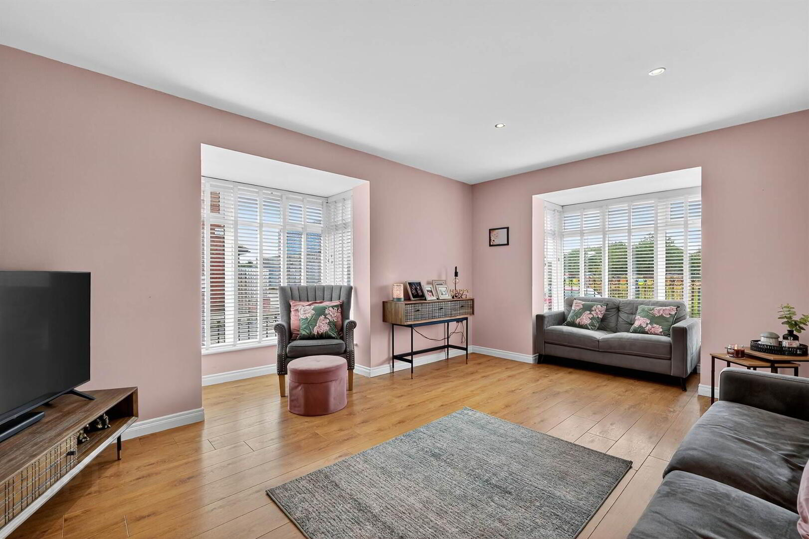 54 Severn Street 5 of 24