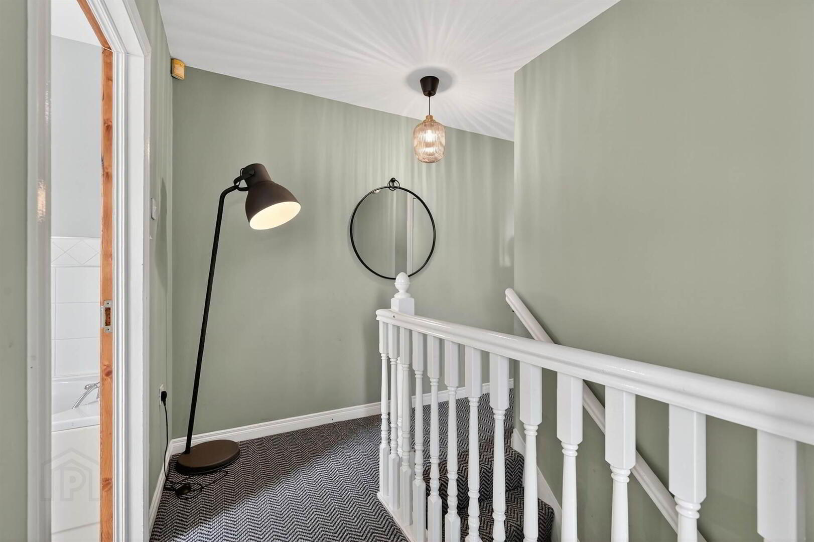 54 Severn Street 12 of 24
