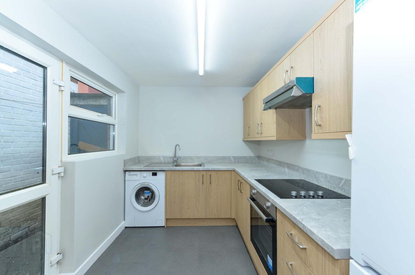 51 Parker Street 3 of 7