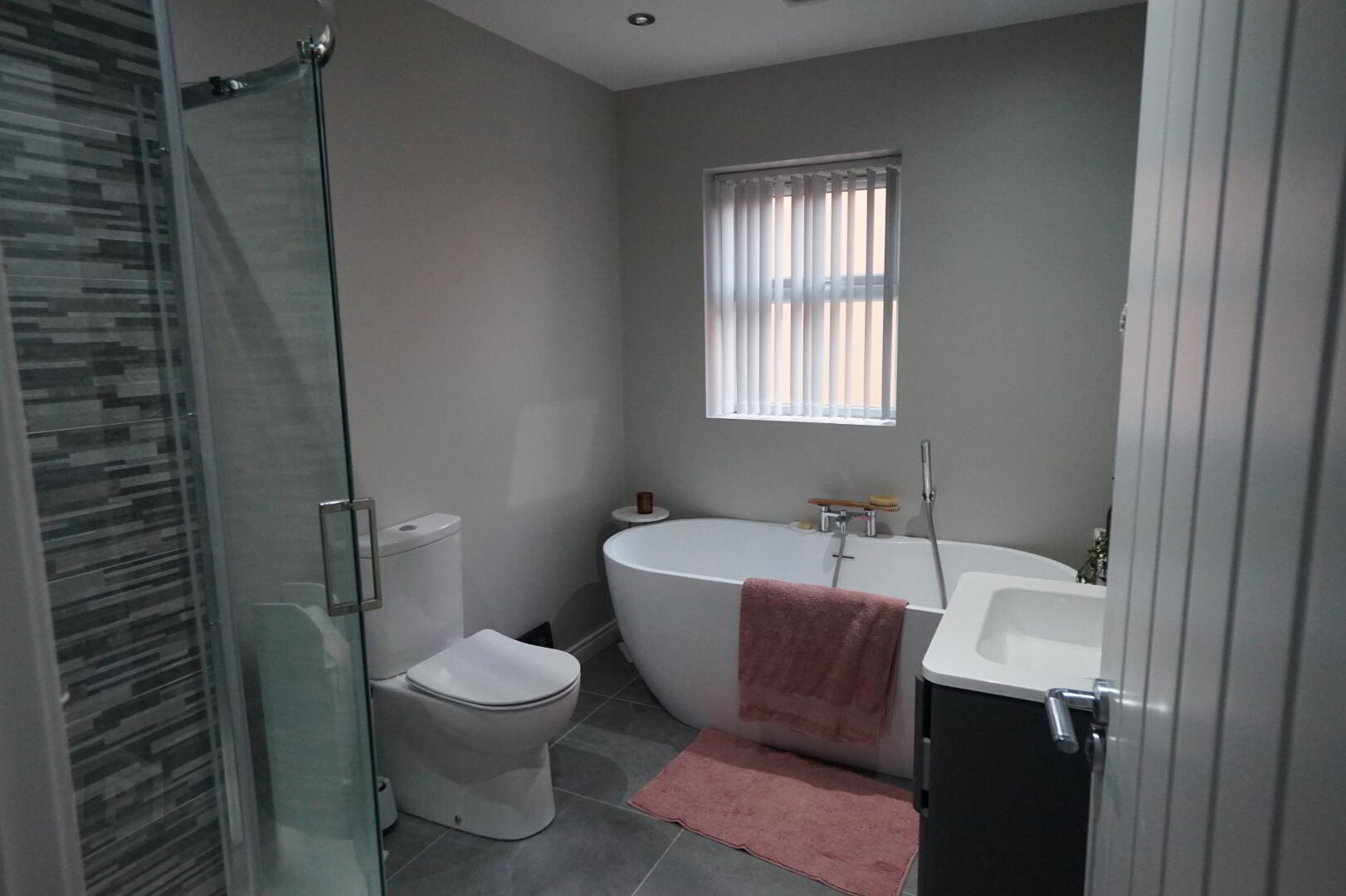 24 Glebe Close 4 of 5
